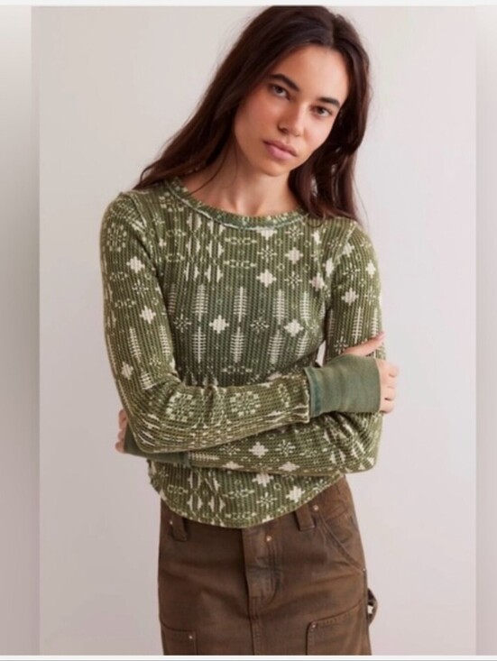 We The Free Tops - We The Free People Pretty Little Thermal Top Womens Blue Floral Long Sleeve S